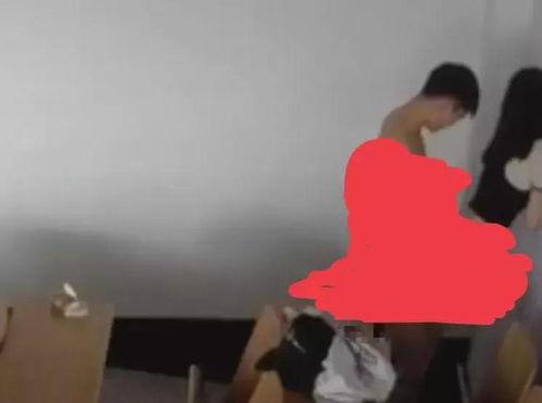 高校情侣吃瓜视频